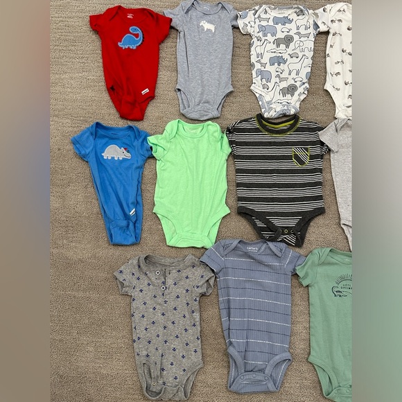 Baby Boy Onesies (15) - Size 0-3 Months - Picture 2 of 3